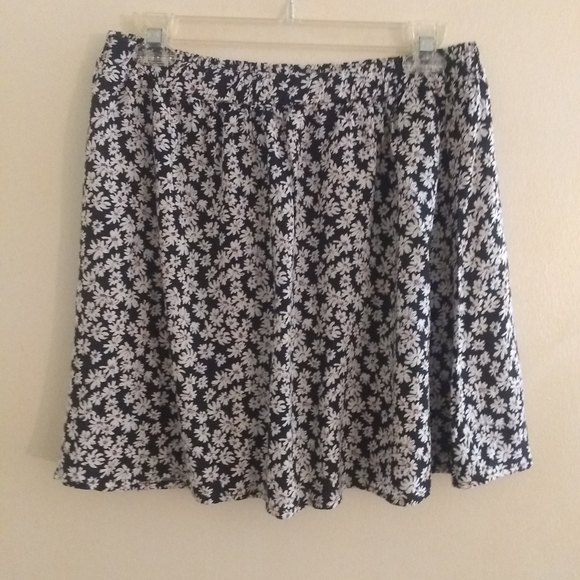 Lily Star Dresses & Skirts - Lily Star Sweet Skirt